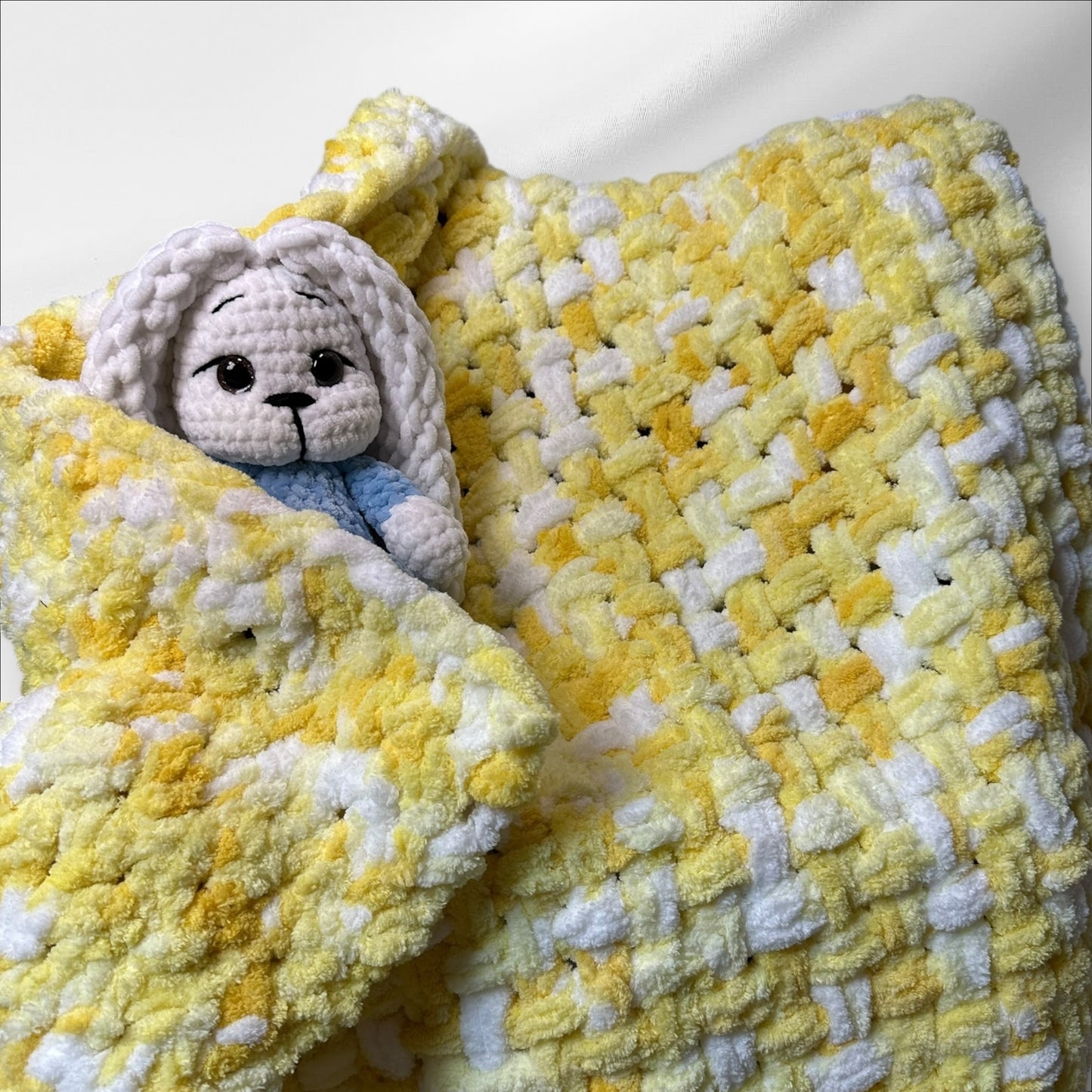 Cloudsoft Cozy Blanket – Hand-Woven Baby Blanket | Soft Chenille Cozy Blanket