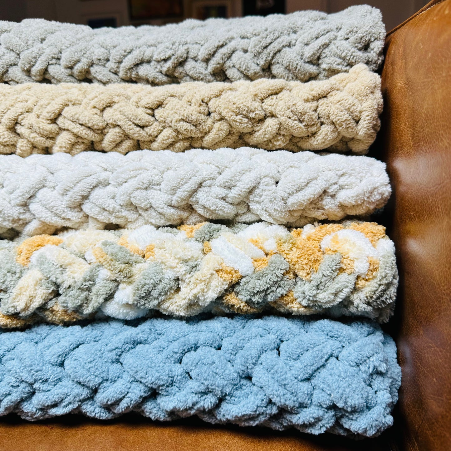 Cloudsoft Cozy Blanket – Hand-Woven Baby Blanket | Soft Chenille Cozy Blanket