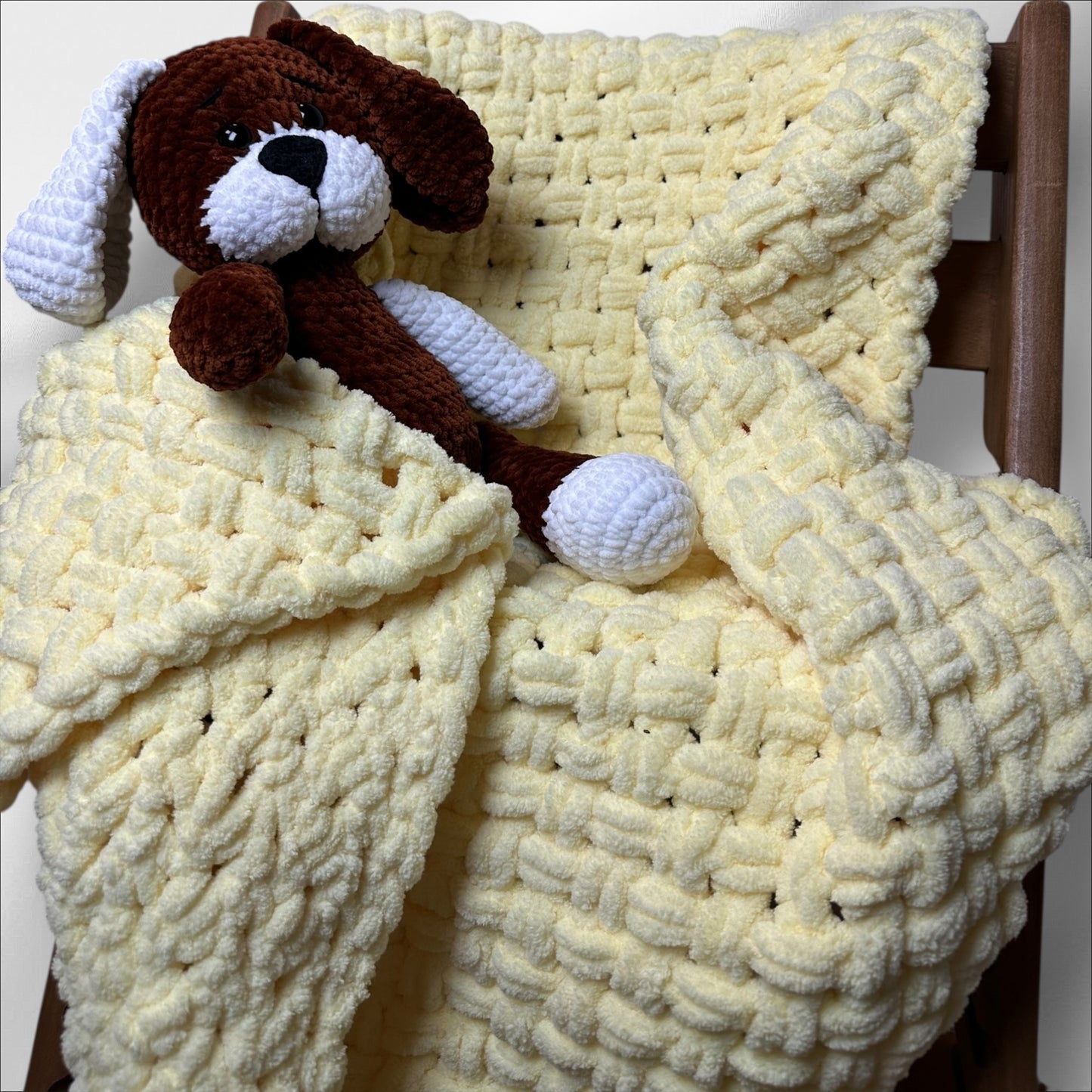 Cloudsoft Cozy Blanket – Hand-Woven Baby Blanket | Soft Chenille Cozy Blanket